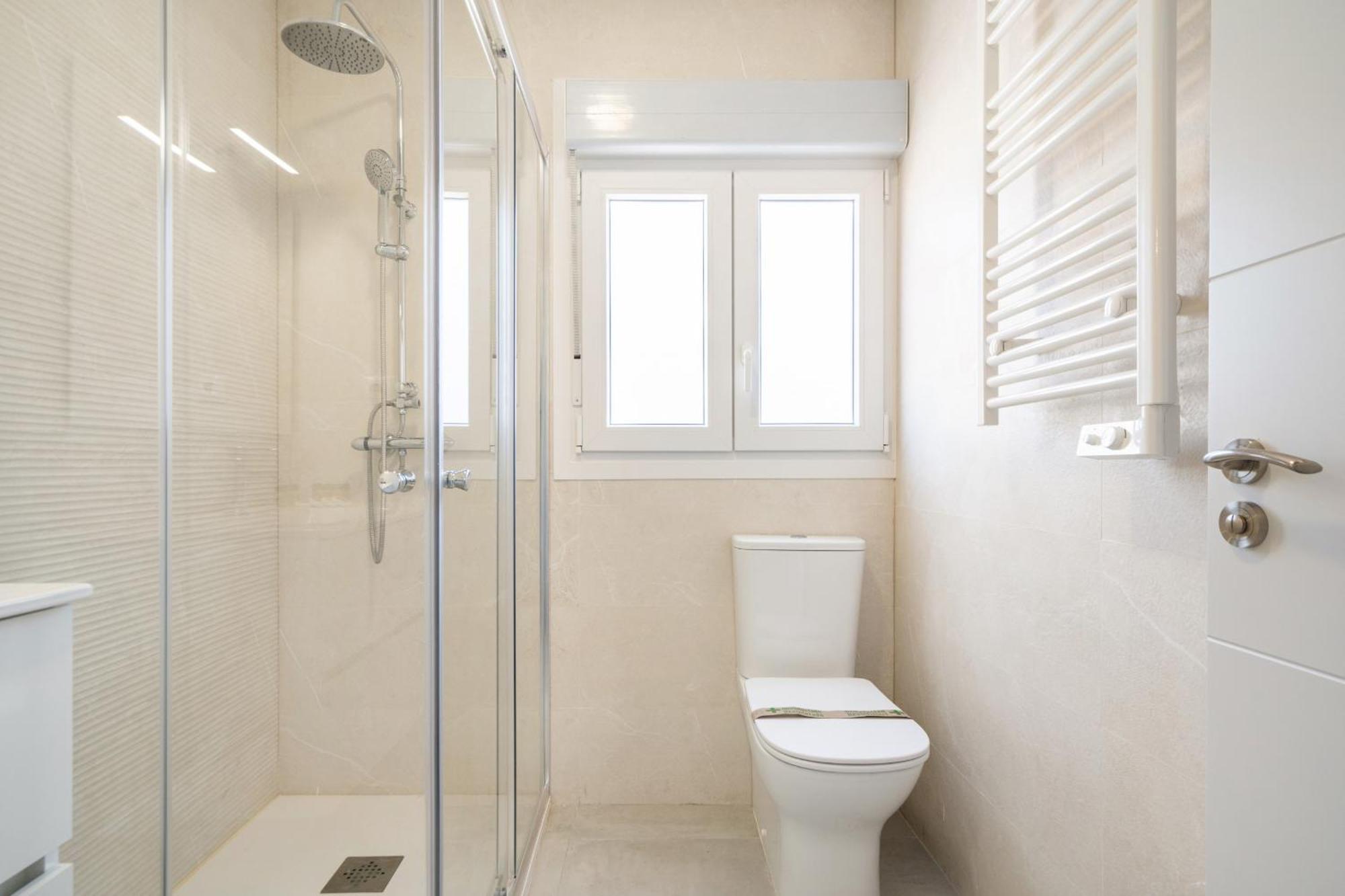Apartamentos En La Avda De La Albufera Alquiler Temporal Madrid Esterno foto