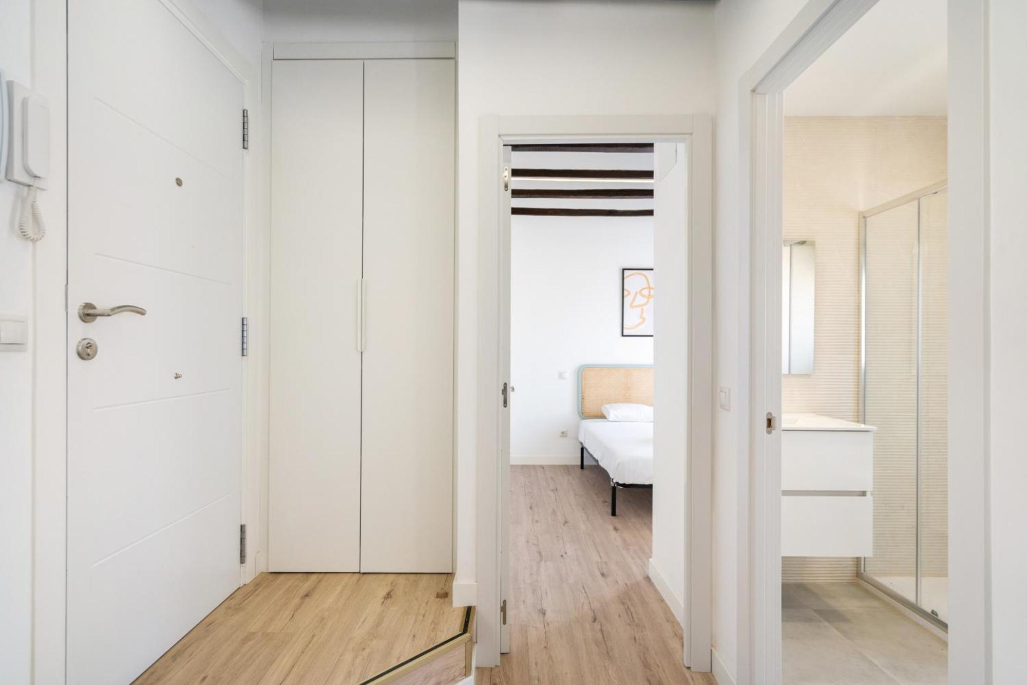 Apartamentos En La Avda De La Albufera Alquiler Temporal Madrid Esterno foto