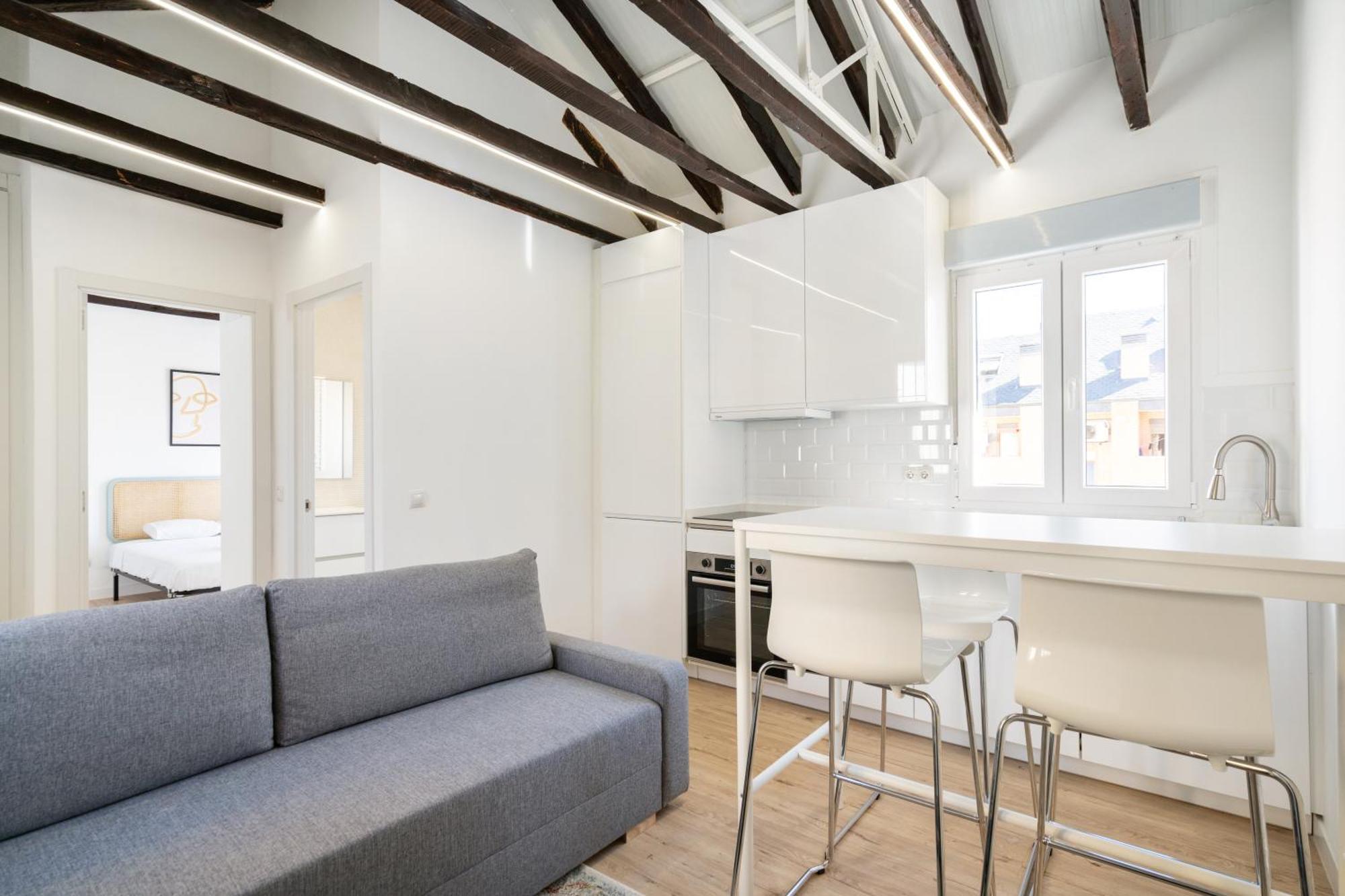 Apartamentos En La Avda De La Albufera Alquiler Temporal Madrid Esterno foto